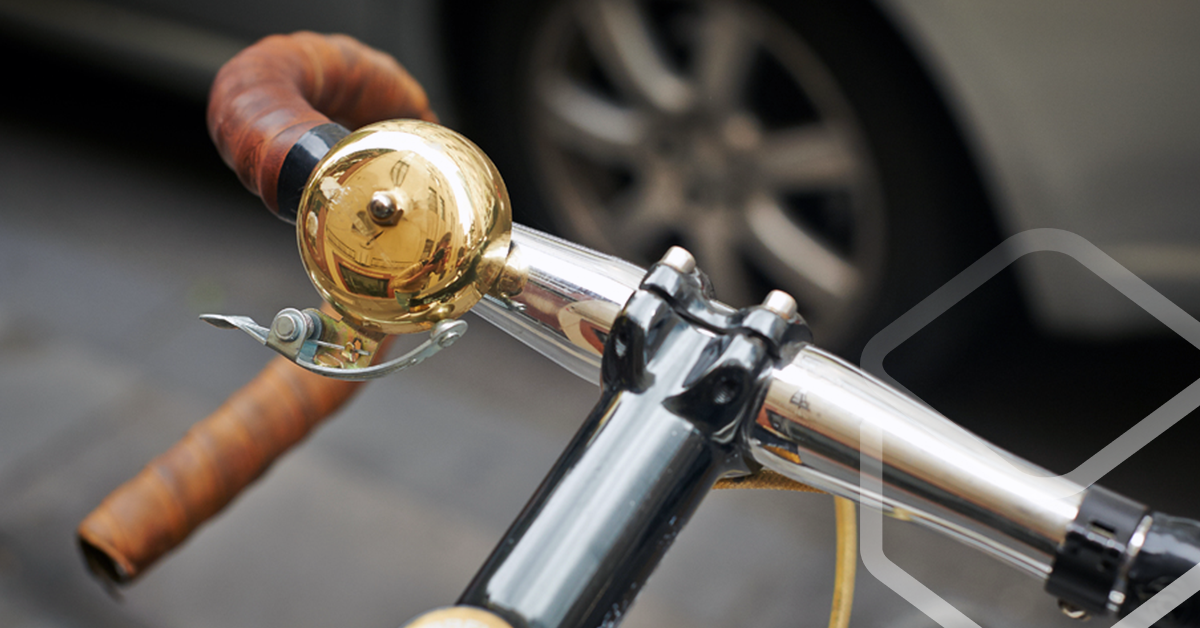 Nu kan ik ook mobiel bellen! Op mijn nieuwe fiets zit een bel. Oneliners op www.oneliners.nl
